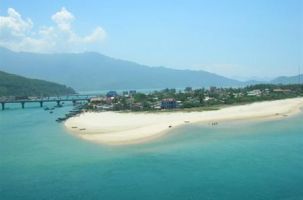 Du ngoạn 10 vịnh biển đẹp nhất Việt Nam