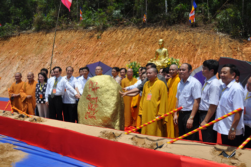 Tổ chức trọng thể Lễ đặt đá xây dựng Khu văn hóa tâm linh Tây Yên Tử